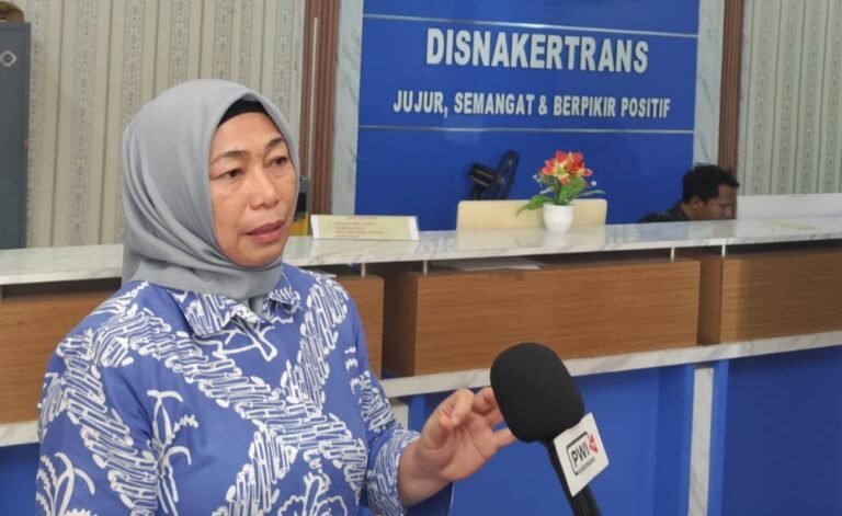 Program Pelatihan Berbasis Kompetensi Disnaker Karawang Catat Serapan Kerja Positif