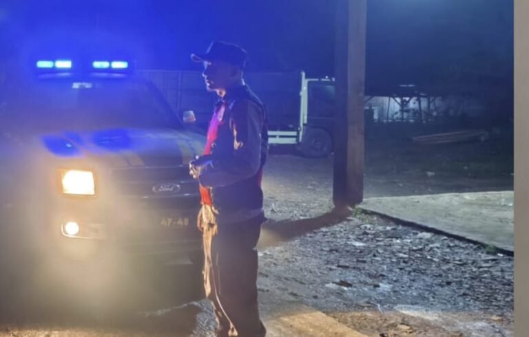 Cegah Potensi Kejahatan Malam Lebaran, Personil Polsek Tegalwaru Giat Patroli Malam