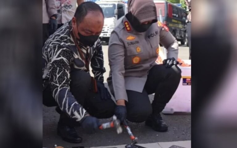 Kapolres Metro Bekasi dan Kajari Musnahkan Barang Bukti Narkotika, Tegakkan Hukum Tanpa Kompromi