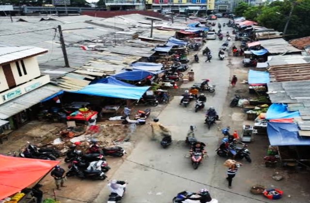 Skandal Pasar Cikampek Terkuak. DPRD Karawang Tuding Pengelola Ingkar Janji, Setoran PAD Jebol, Pedagang Diperas Tanpa Fasilitas