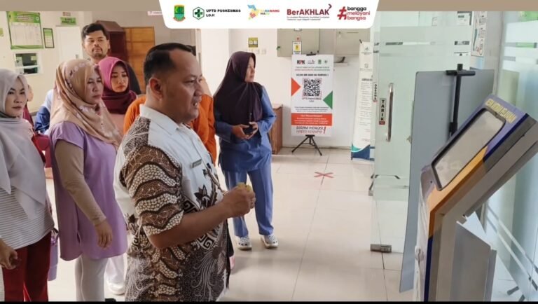 Inovasi Digital Antrian “Sipandu” di Puskesmas Loji Karawang Besutan Kapusnya Disambut Antusias Masyarakat