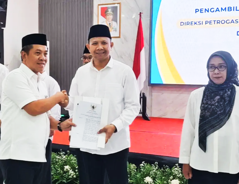 Bupati Aep Pasang Target Tinggi. Dua Tahun Gagal Berkinerja, Direksi Baru PD Petrogas  Siap Dievaluasi